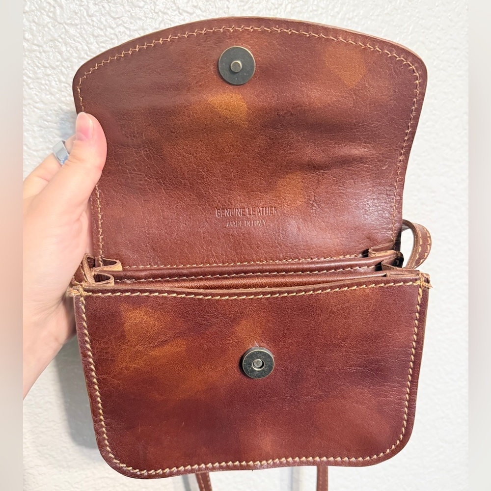 Florence Made In Italy Brown Leather Small Pocket Crossbody Bag/Purse - Picture 7 of 11